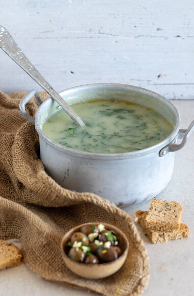 Tacho com caldo verde